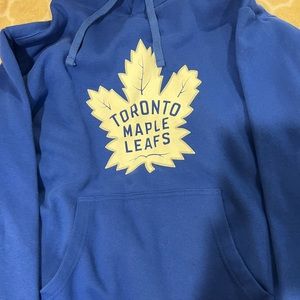 Austin Matthews hooded sweatshirt by fanatics men’s size L.